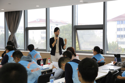 七寶鎮(zhèn)舉辦第三屆進博會城市文明志愿服務(wù)房地產(chǎn)專題培訓